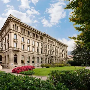 Otel Palace, Como